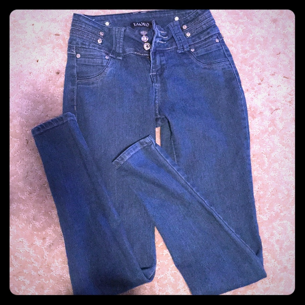 Dark skinny jeans